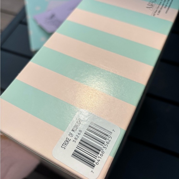 In box Madame Alexander Stroke of Midnight Cinderella doll vintage - Picture 4 of 5